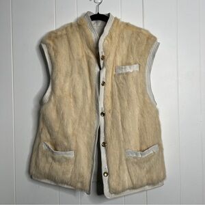 Oscar de la Renta Cream Fur Vest